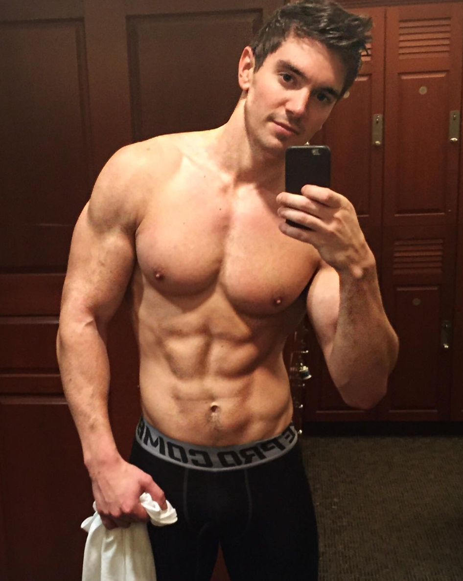 El plan de Steve Grand para la Super Bowl 50 Shangay